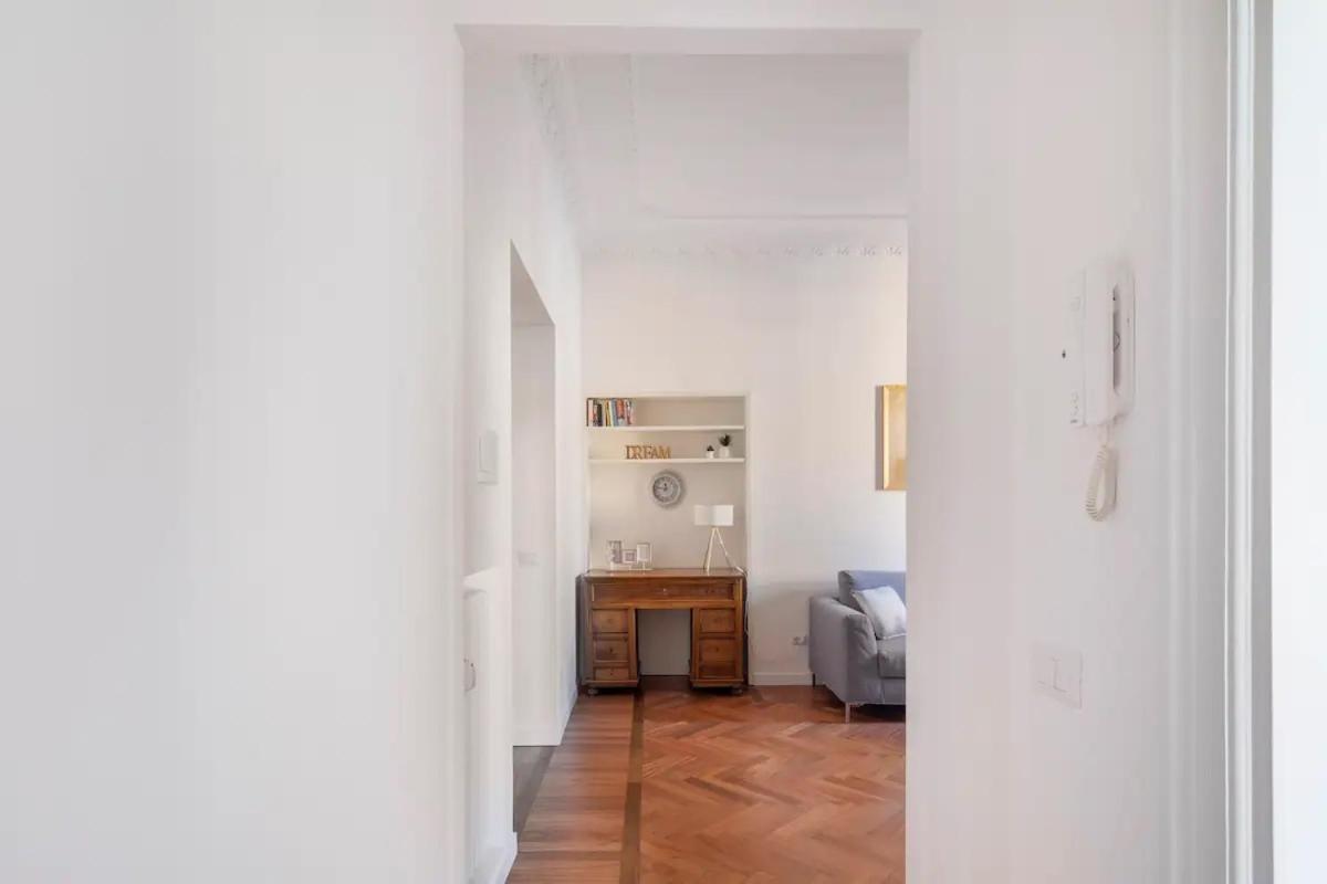 Appartamento “La Palma Nel Cortile” Rome Bagian luar foto